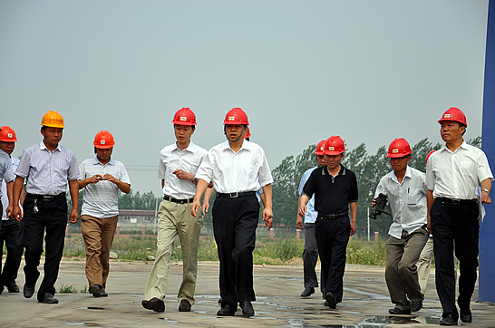 濟(jì)寧市政府副市長周洪到汶上縣調(diào)研重點(diǎn)工業(yè)項(xiàng)目建設(shè)和工業(yè)經(jīng)濟(jì)運(yùn)行情況