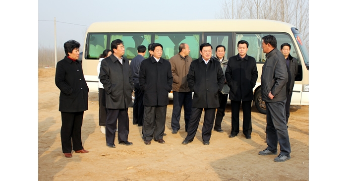 濟(jì)寧市人大常委會(huì)副主任商建設(shè)來(lái)汶上縣調(diào)研農(nóng)田水利基礎(chǔ)設(shè)施投入與保護(hù)工作