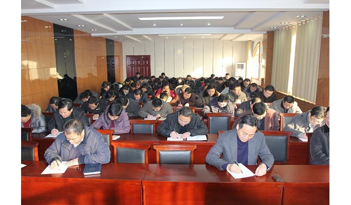 汶上縣人口計(jì)生局召開全體干部職工會(huì)議進(jìn)行廉政勤政宣誓