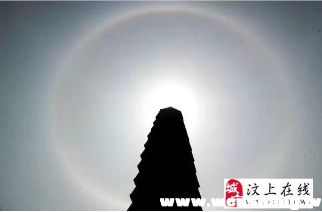 汶上寶相寺佛光神奇顯現(xiàn)，數(shù)萬游客有緣沐浴佛光