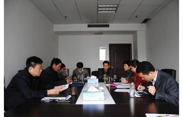 縣總工會(huì)召開(kāi)作風(fēng)建設(shè)查擺問(wèn)題征求意見(jiàn)會(huì)