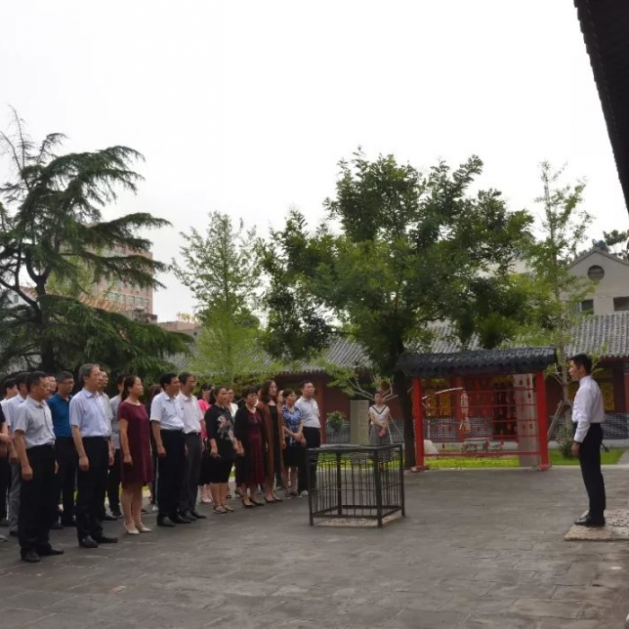 縣人社局開(kāi)展黨員政德教育活動(dòng)