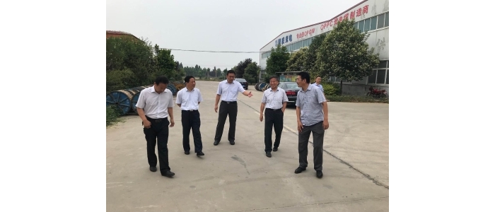 汶上縣人民政府 部門動態(tài) 市供銷社黨組書記、理事會主任管洪祥到汶上調(diào)研為農(nóng)服務(wù)中心 ...