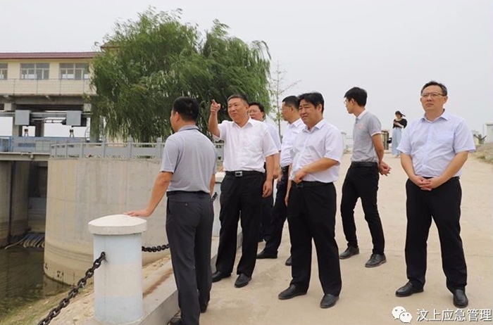 汶上縣人民政府 政務(wù)要聞 縣委副書記、縣長李洪文督導(dǎo)安全生產(chǎn)應(yīng)急管理和防汛抗旱工作